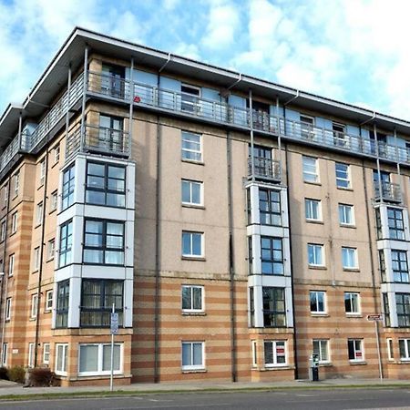 Lovely 2 Bed Apartment Close To Aberdeen Beach! מראה חיצוני תמונה